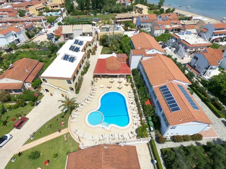 Kavos, la capitale della vita notturna di Corfù 4 Konstantina Apartments Kavos Corfu