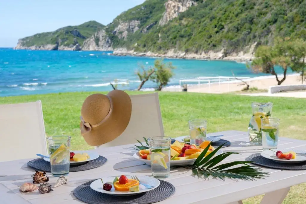 Villaggio di Afionas 3 afionas Armikes beachfront suites afionas