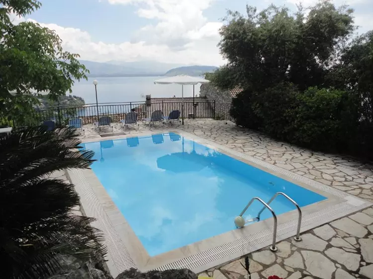 Spiaggia di Kalami 2 villa chrysoula kalami corfu