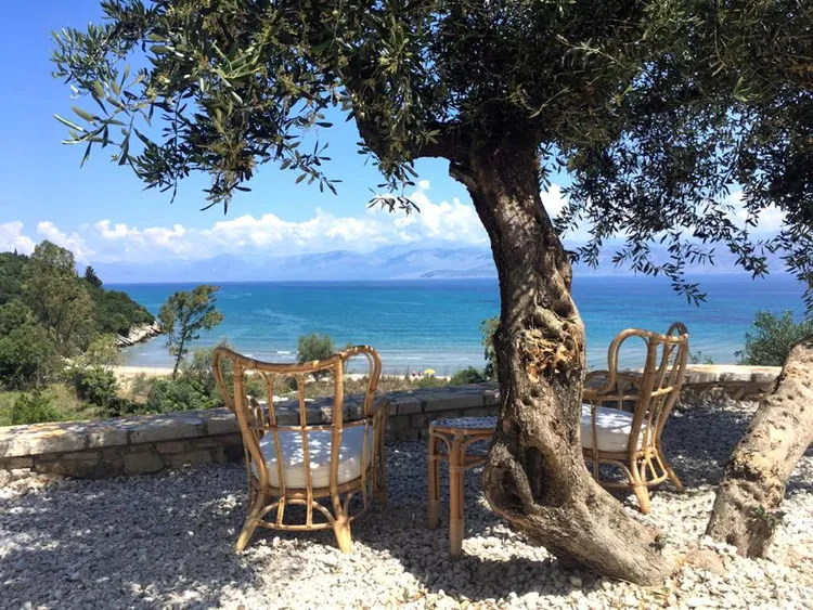 Spiaggia di Kalamaki 3 villa petros apraos corfu