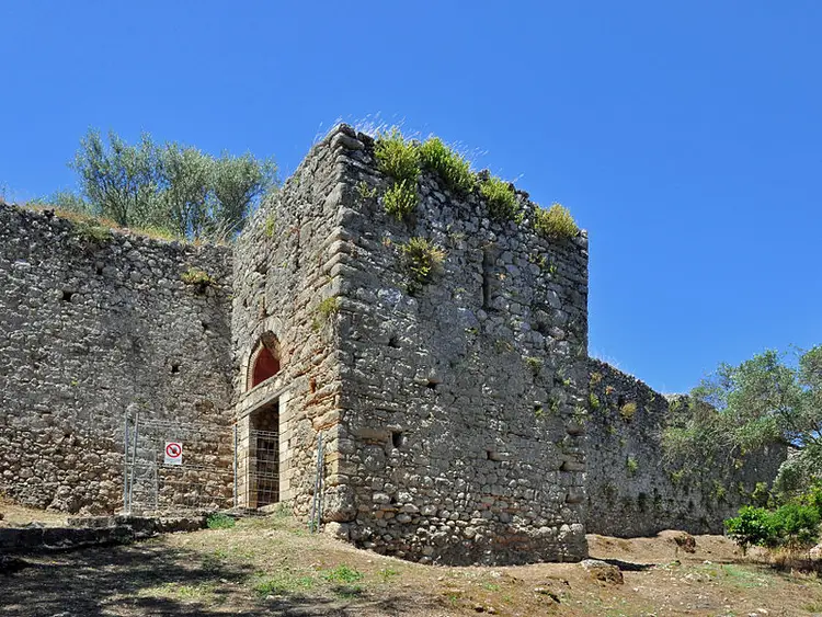 La Fortezza di Gardiki: un viaggio nella storia di Corfù 1 cosa vedere fortezza gardiki corfu